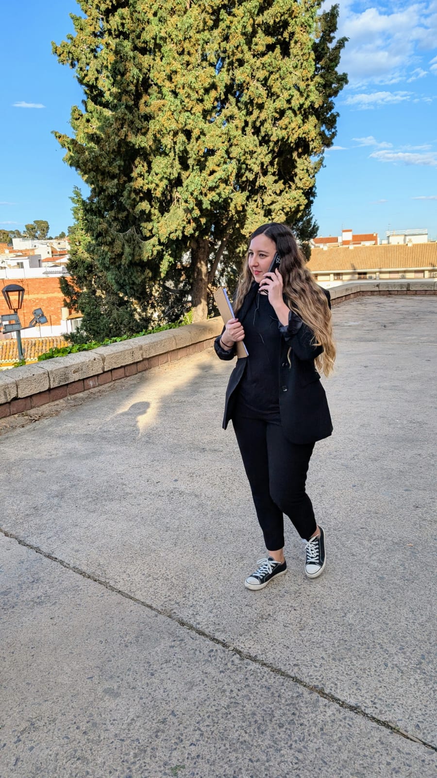Emma Nebot, wedding planner en Valencia, trabajando en una boda